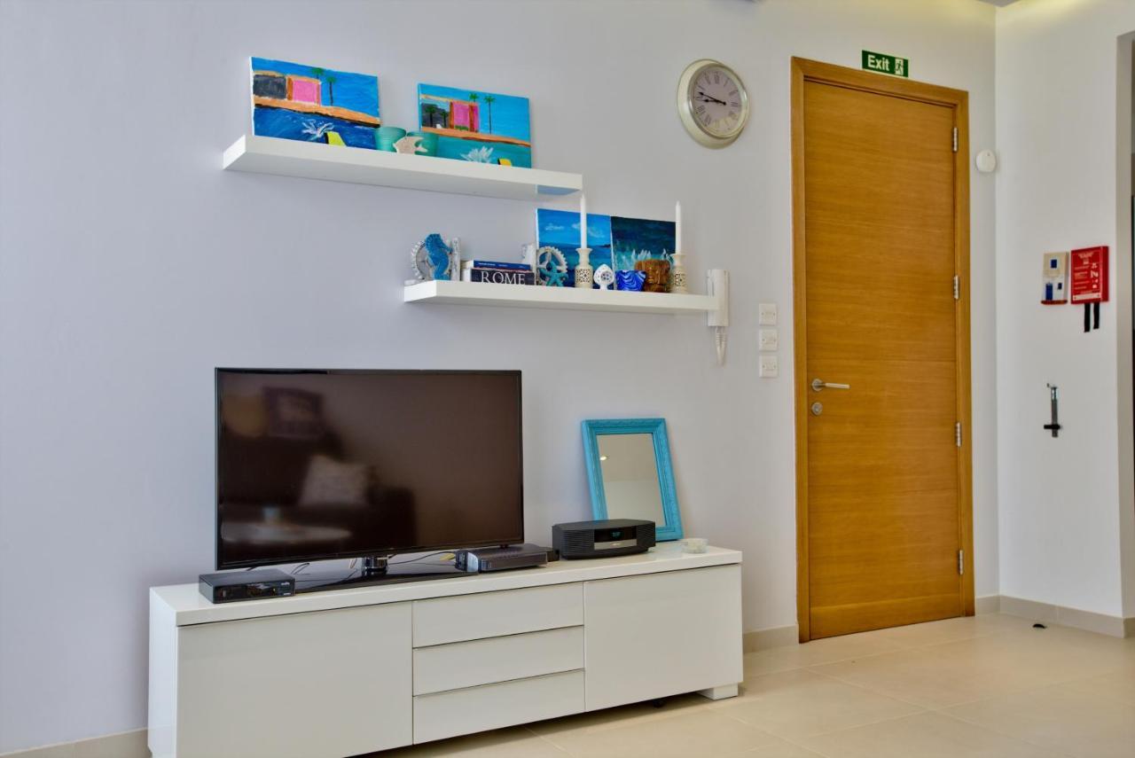 Bright And Central 2 Bedroom Apartment In สลีมา ภายนอก รูปภาพ