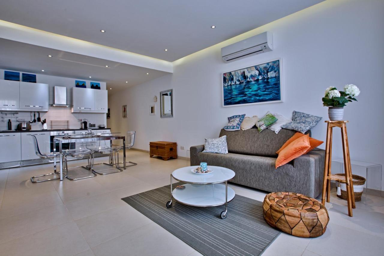 Bright And Central 2 Bedroom Apartment In สลีมา ภายนอก รูปภาพ